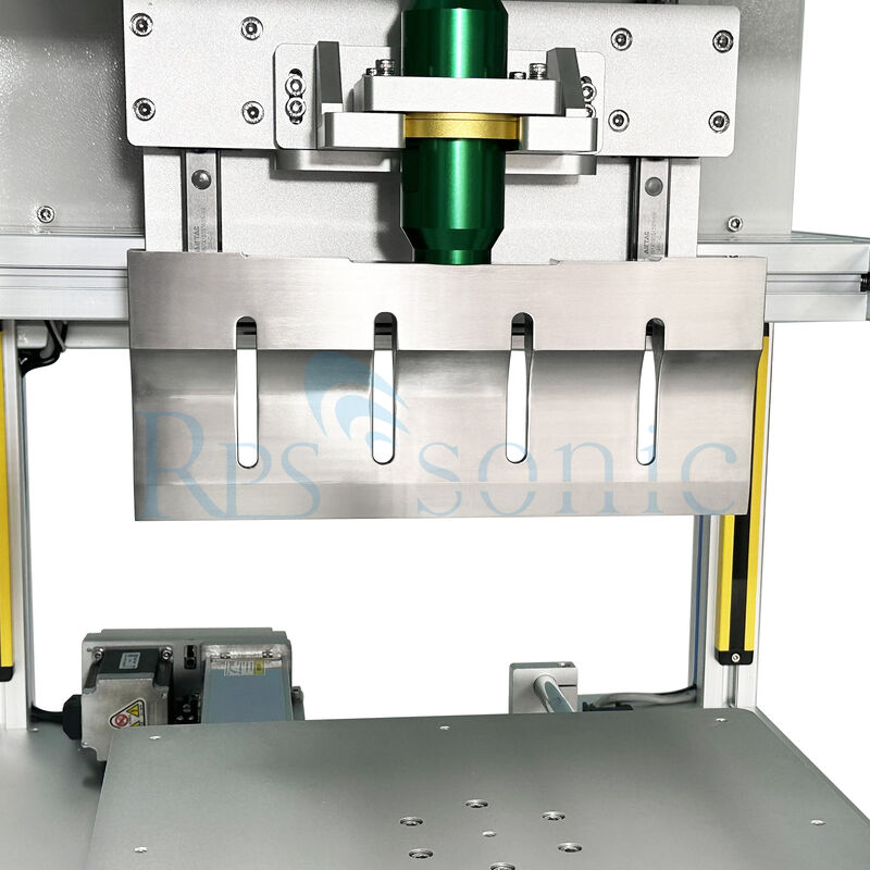 고효율 반자동 초음파 케이크 절단 시스템 초음파 칼 베이커리 기계용